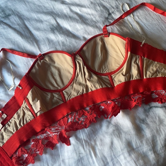 Champagne&Strawberry Lace Bustier Blood Orange, Sm - Picture 4 of 5